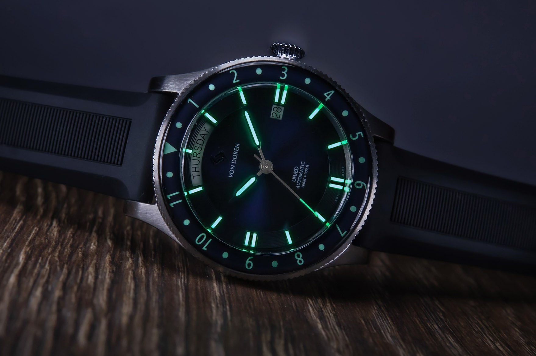 Von Doren URAED URÆD Atlantic Blue lume shot