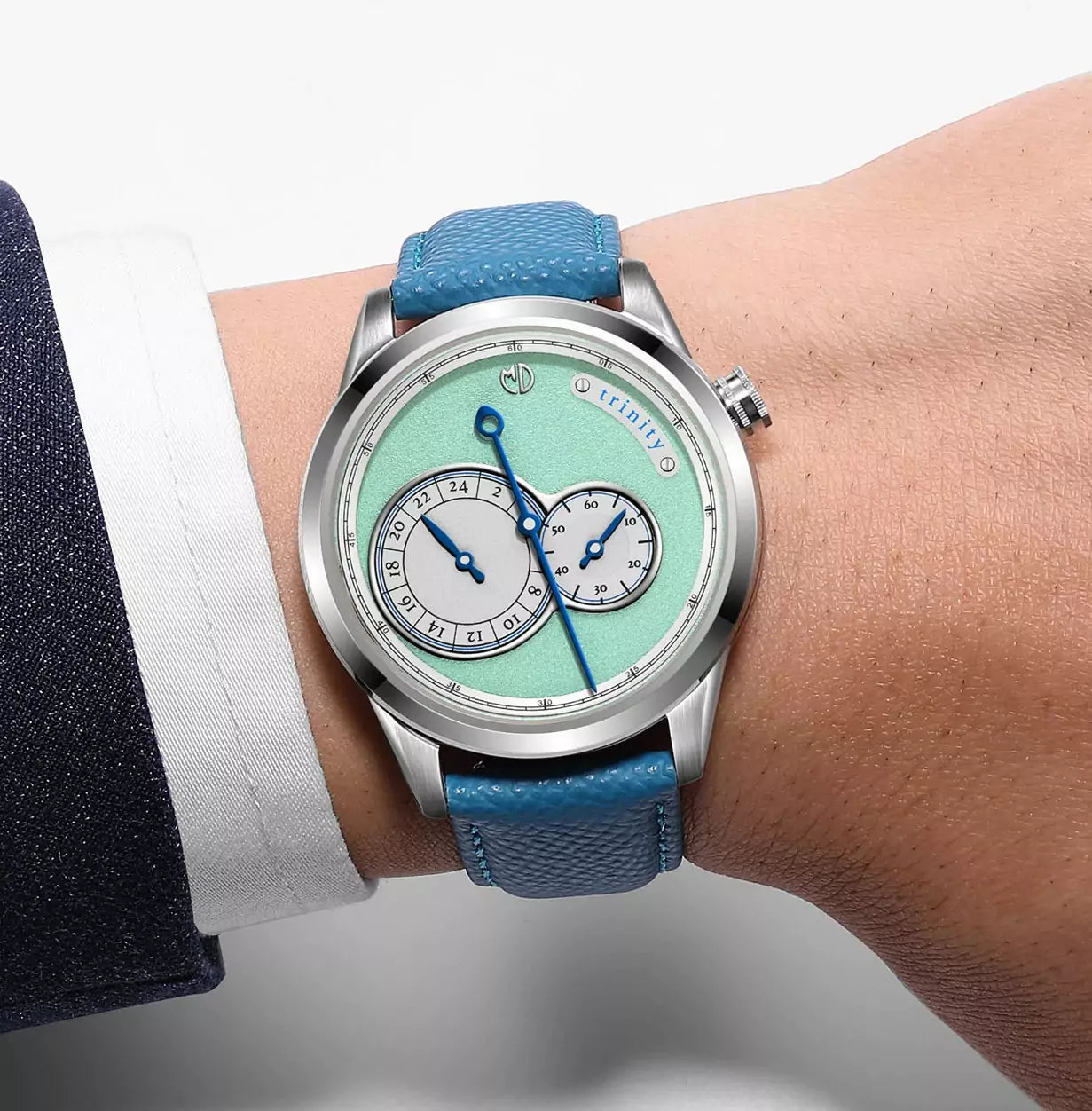 MD-Studio-Watches-Supernatural_Caturix_Trinity-Wristshot