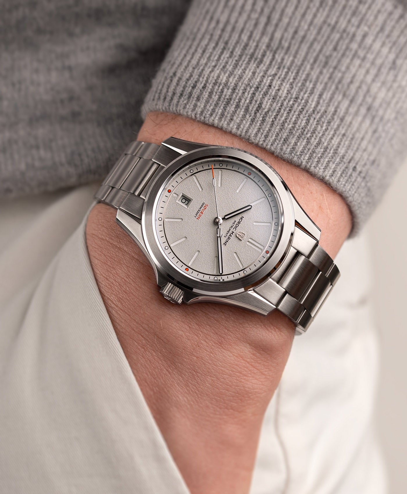 Nordic Marine Instruments - Søværn - Stålgrå-pocket shot