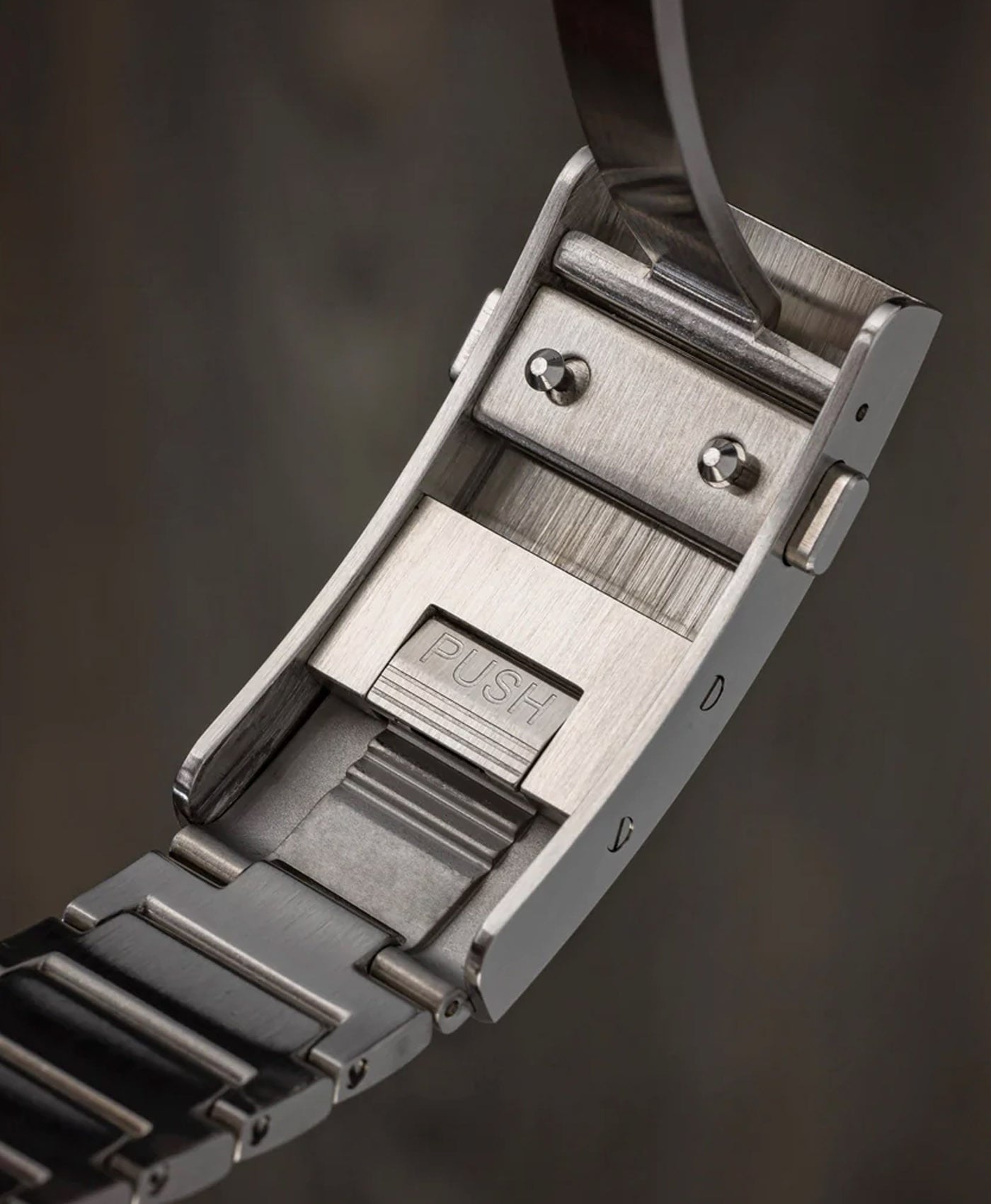 Ocean Crawler Bolt - Yellow - on the fly buckle-min