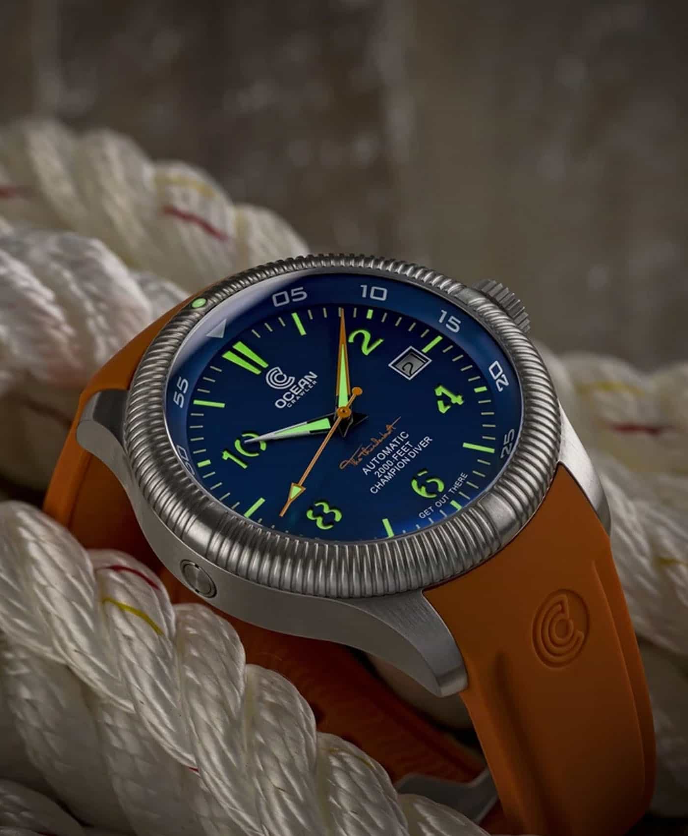 Ocean Crawler Champion Diver - Blue V2 - Lume shot