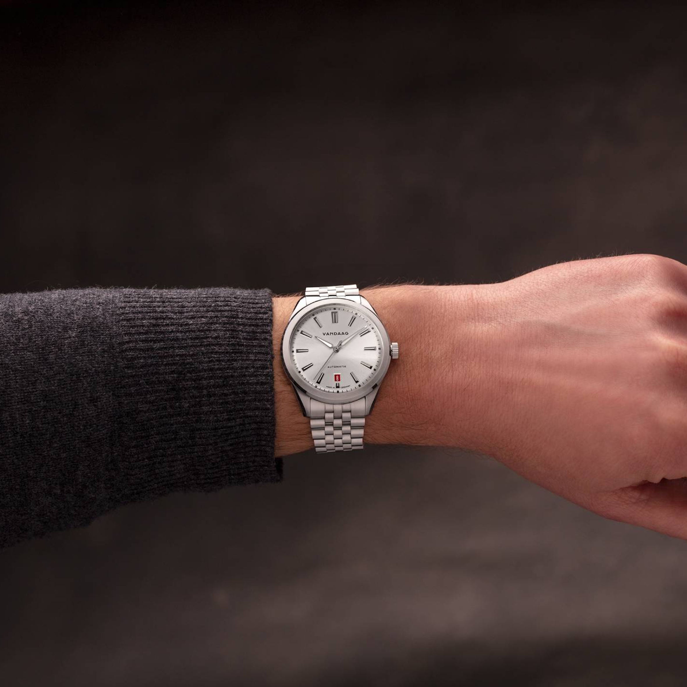 Vandaag - Baas - Eleganz - Steel Bracelet - Red Date - wrist shot