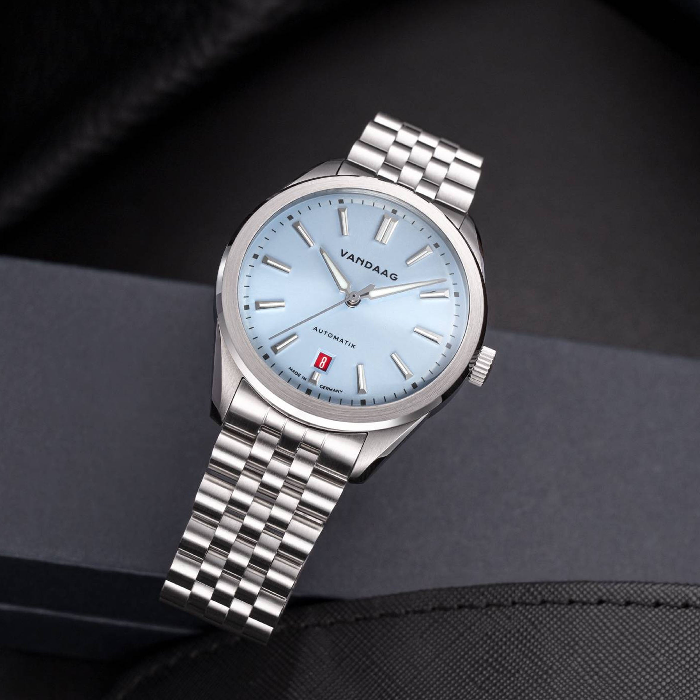 Vandaag - Baas - Polar - Steel Bracelet - Red Date - mood