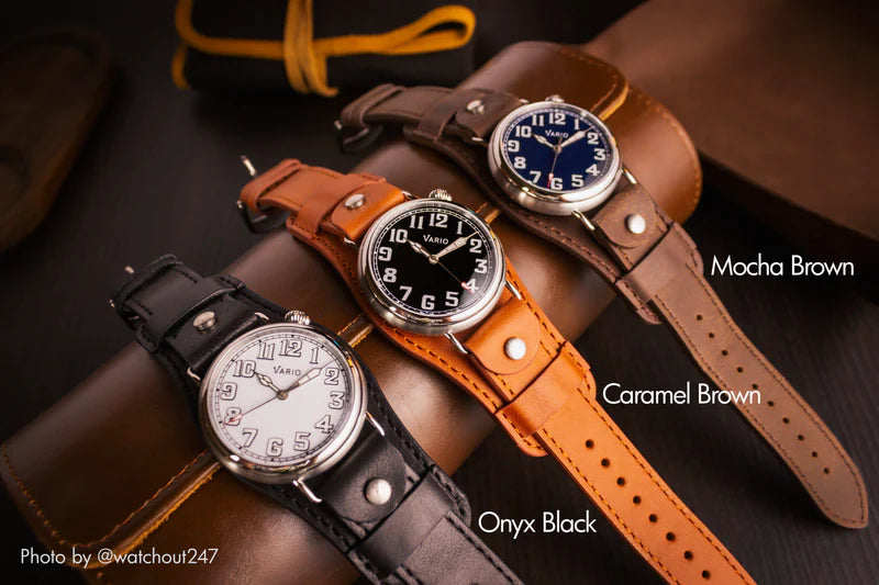 Vario – 1918 Pilotenuhr aus Messing, cremefarbenes Zifferblatt mit orangefarbener Leuchtmasse