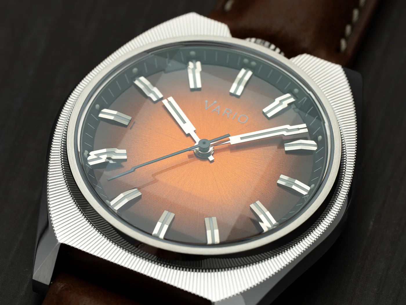 Vario - Futurist - Sunburst Orange Fume