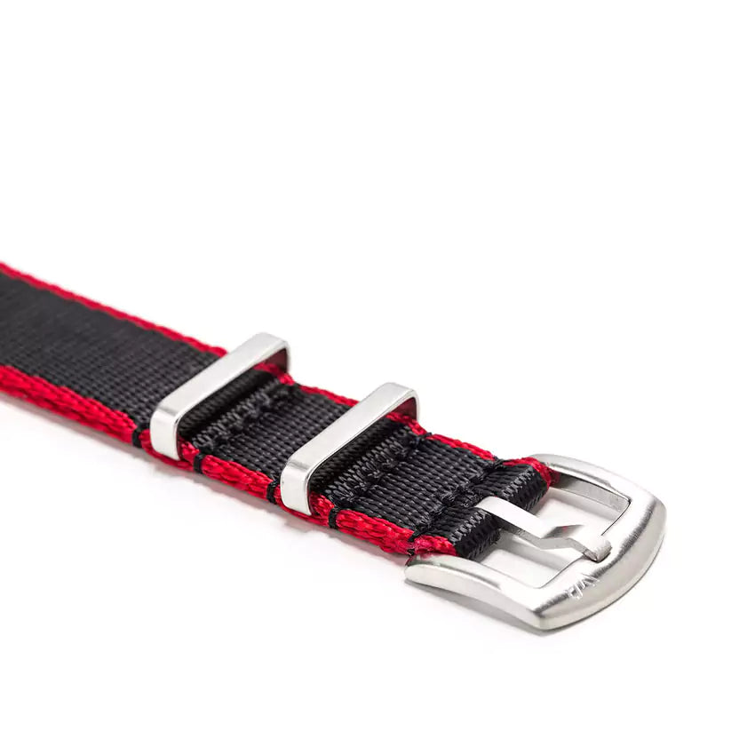 heavy-duty-nylon-strap-black-red-wb-original-buckle-2