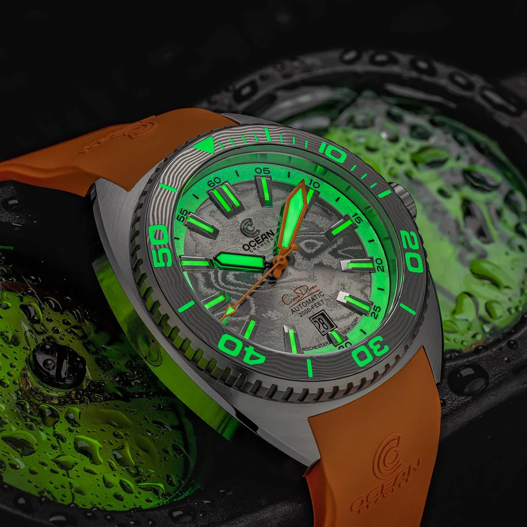 ocean-crawler-core-diver-damascus-steel-2-straps-included-lume