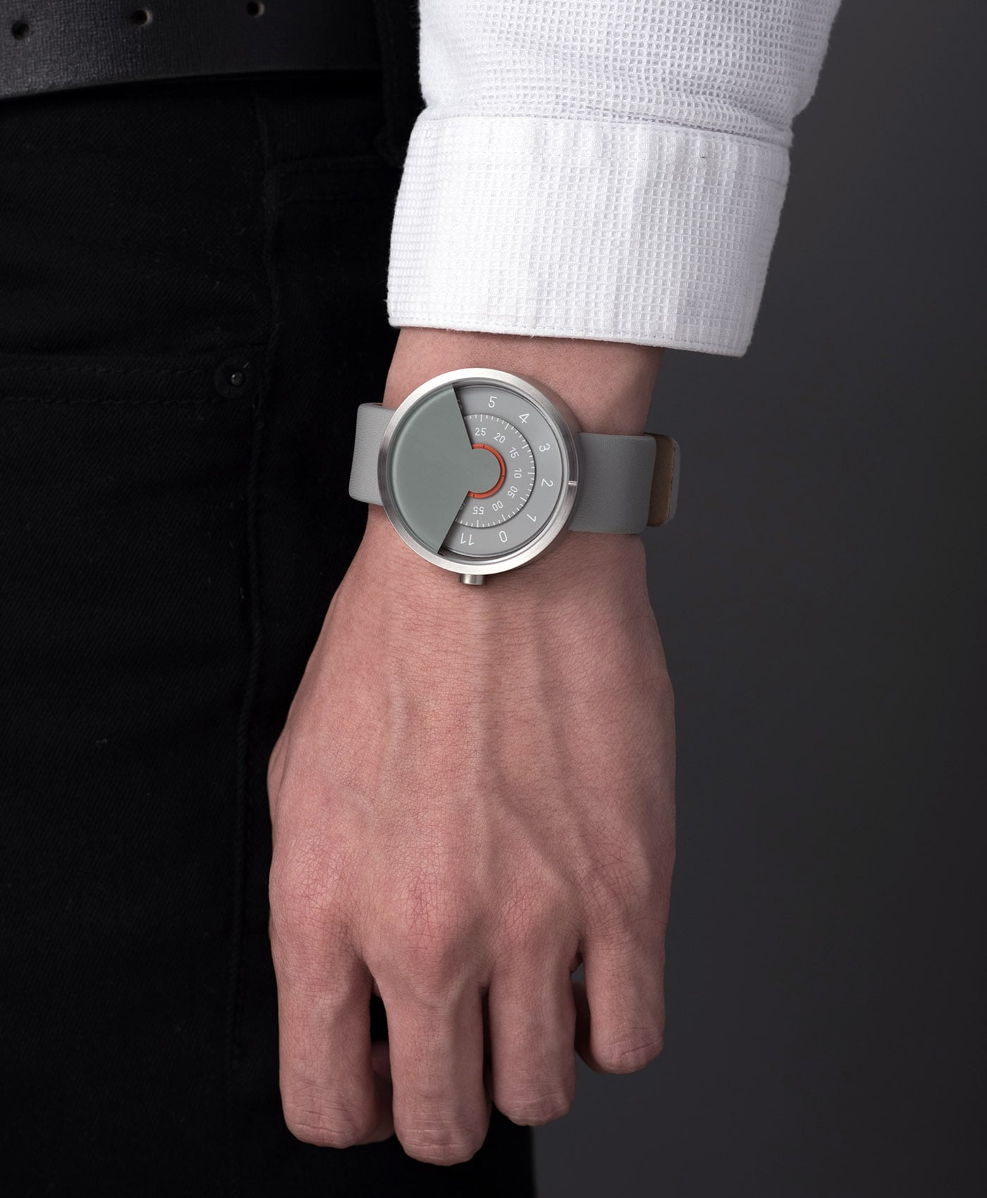 ANICORN - Series 000 - Silver & Grey-wrist shot-min