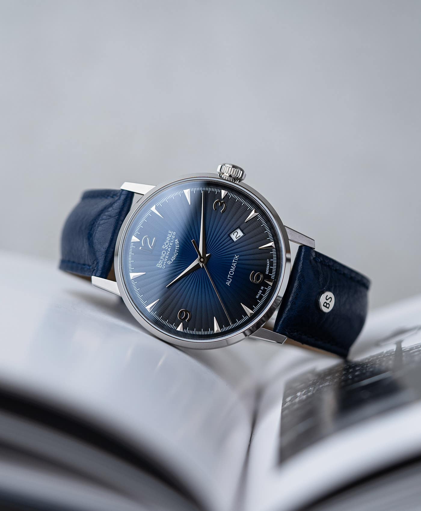 Bruno Söhnle - Stuttgart Automatik Big - 17-12173-361 - mood-min