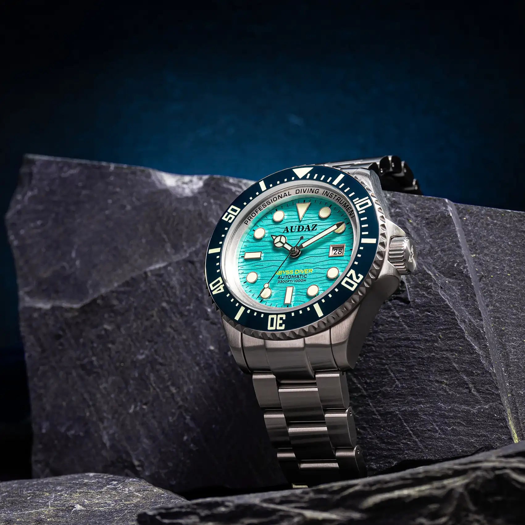 Audaz ABYSS DIVER aqua blue dial