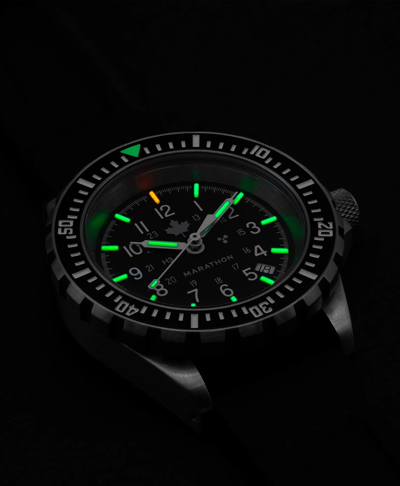 Marathon-41mm-Grey-Maple-Large-Divers-Automatic-GSAR-lume