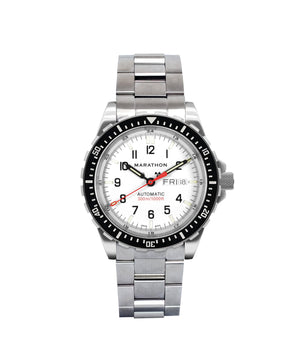 Marathon - 46mm Arctic Edition Jumbo Day/Date Automatic (JDD) am Stahlarmband