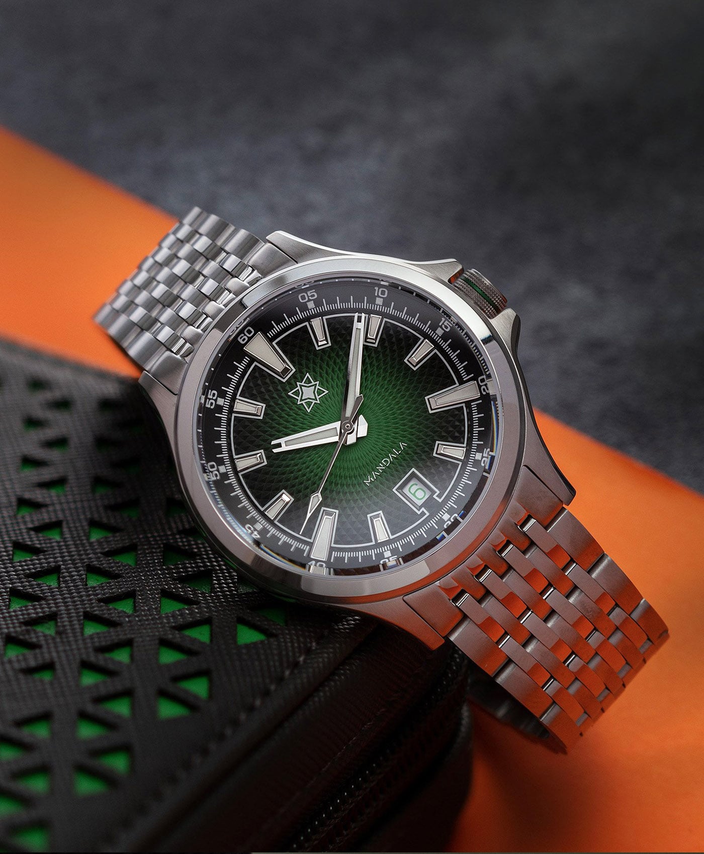 Second Hour - Mandala MKII - Mandala Burst - Green - Mood2-min