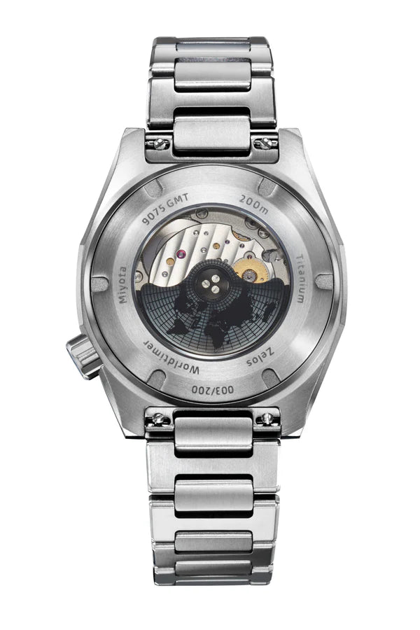 Zelos-Trasher-case back