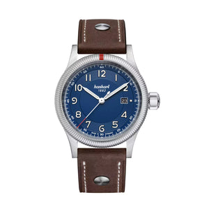 Hanhart - PIONEER One - Blau - 42 mm - Braunes Leder mit Nieten