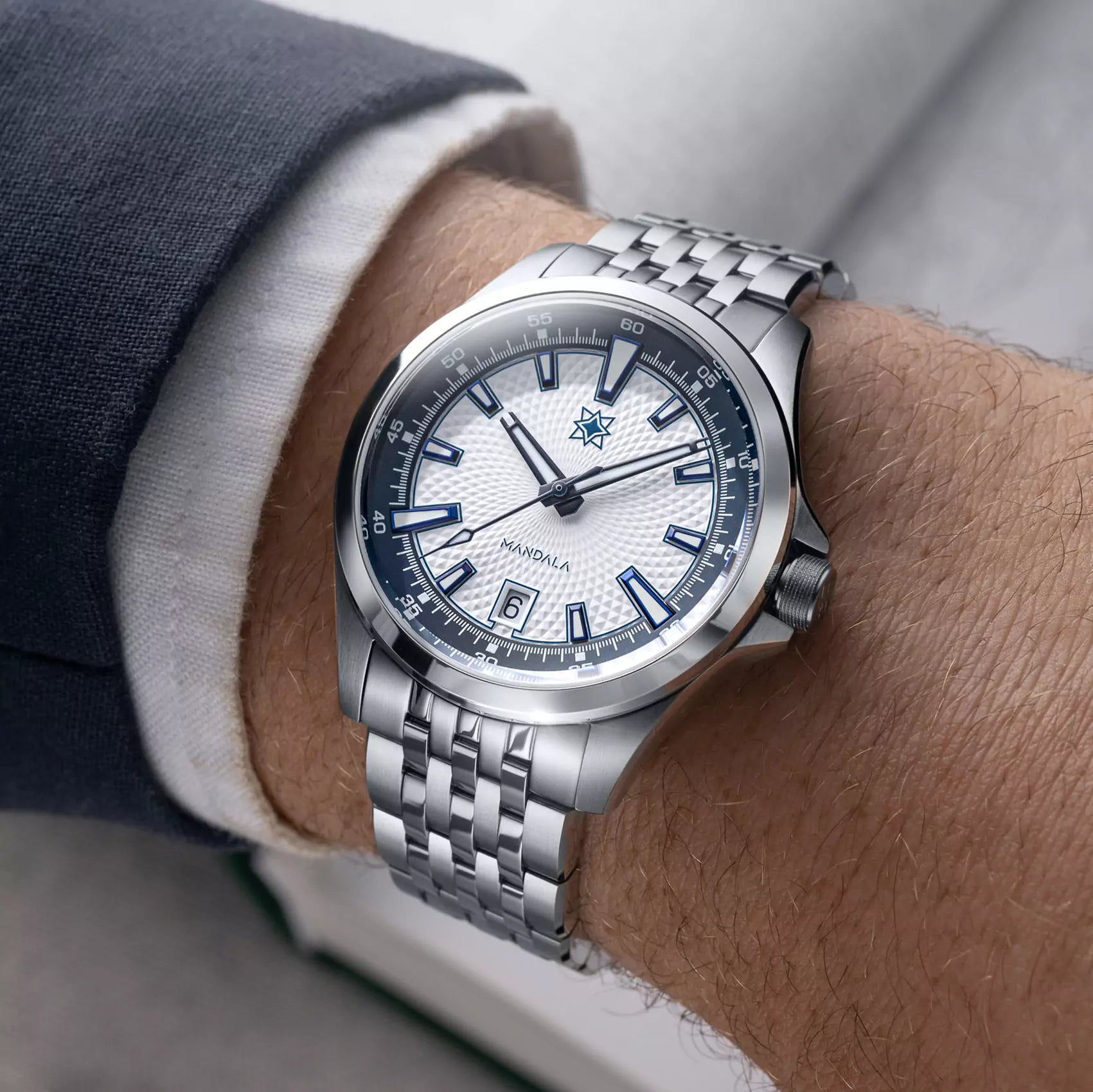 second-hour-the-mandala-mk3-blue-wrist-shot