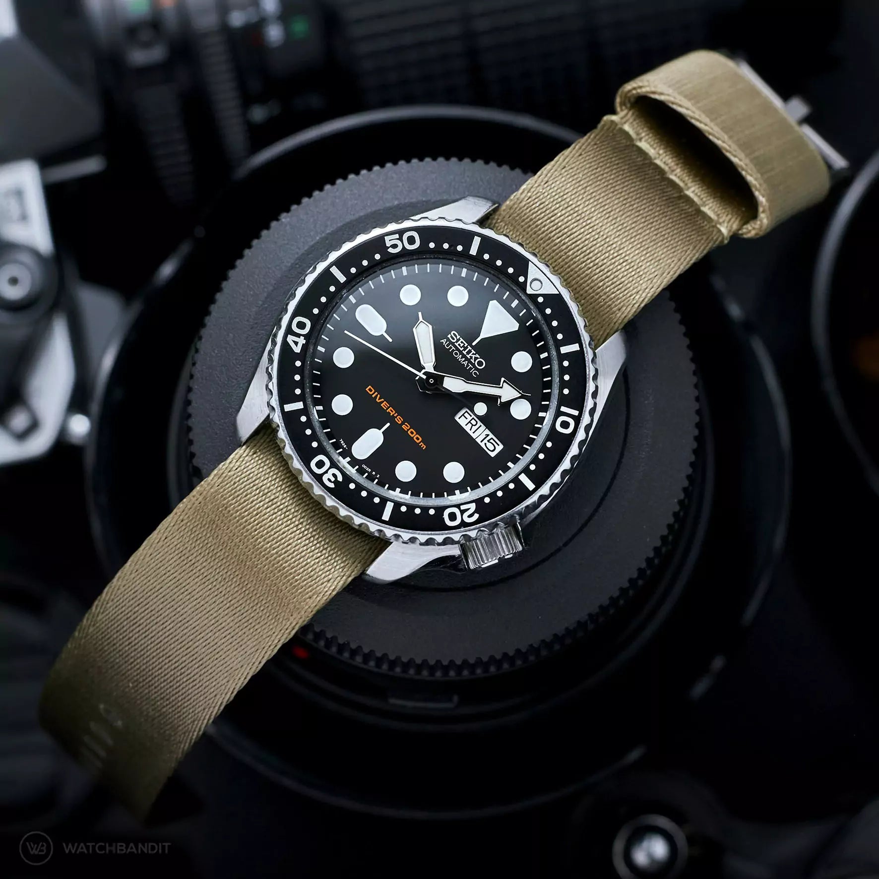 seiko-skx-oo7-beige-single-piece-strap