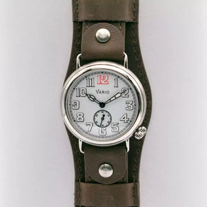 Vario - Trench Weißes Zifferblatt mit Weißer Leuchtmasse - 37mm - Bund Mahoghany Braun