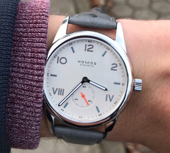 nomos_club_ostrich_wb_original_strap_wristwatches_de Kopie nomos_club_ostrich_wb_original_strap_wristwatches_de Kopie