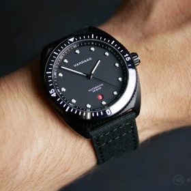 VANDAAG Tiefsee Automatik schwarz wristshot Watchbandit canvas strap