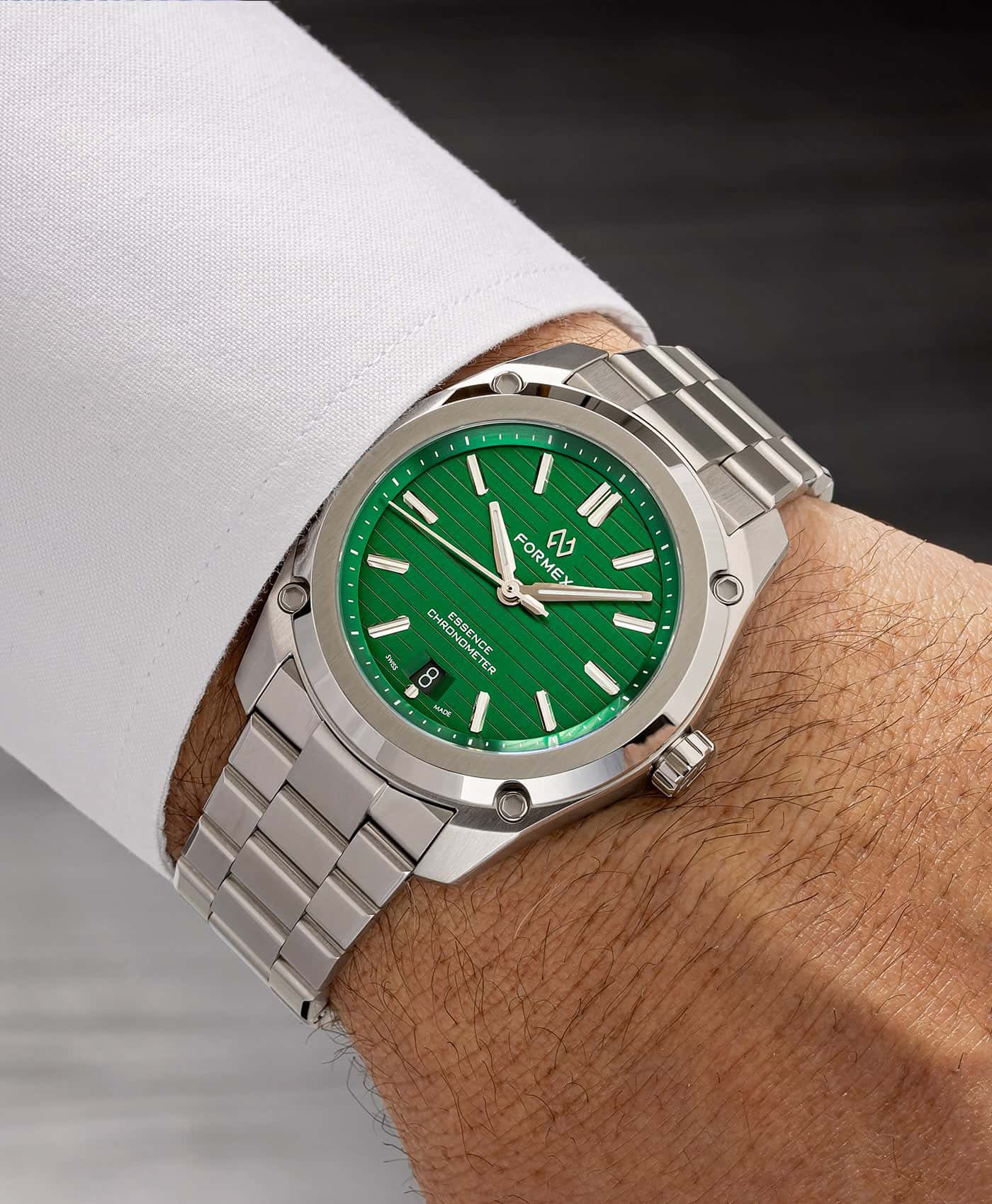 Formex - Essence FortyThree - Automatic Chronometer Green dial - wrist shot