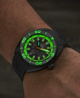 Ocean Crawler Core Diver - Meteorite Refractor DLC-wrist shot-lume-min