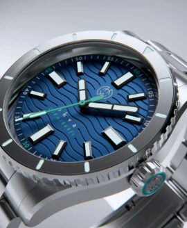 Henry-Archer-watches-akva-ocean-close up