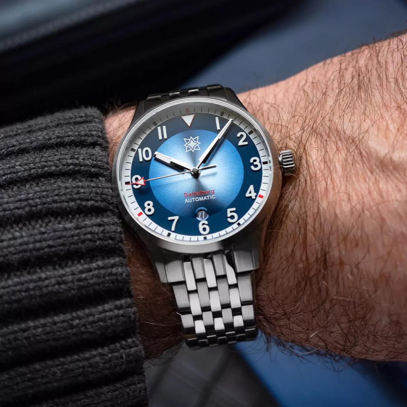 second-hour-the-sattelberg-mk2-blue-wrist-shot-