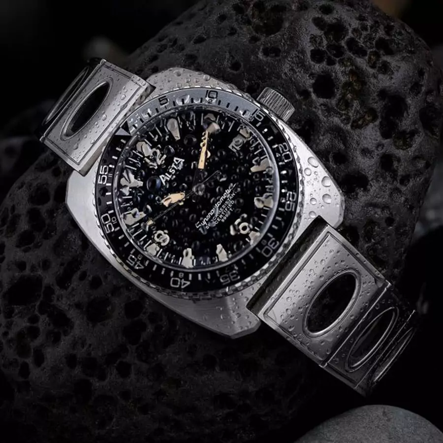 alsta-alsta-nautoscaph-superautomatic-top-10-microbrand-dive-watches