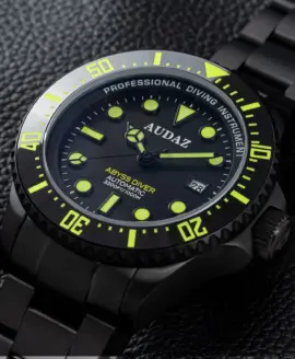 Audaz Abyss Black close up