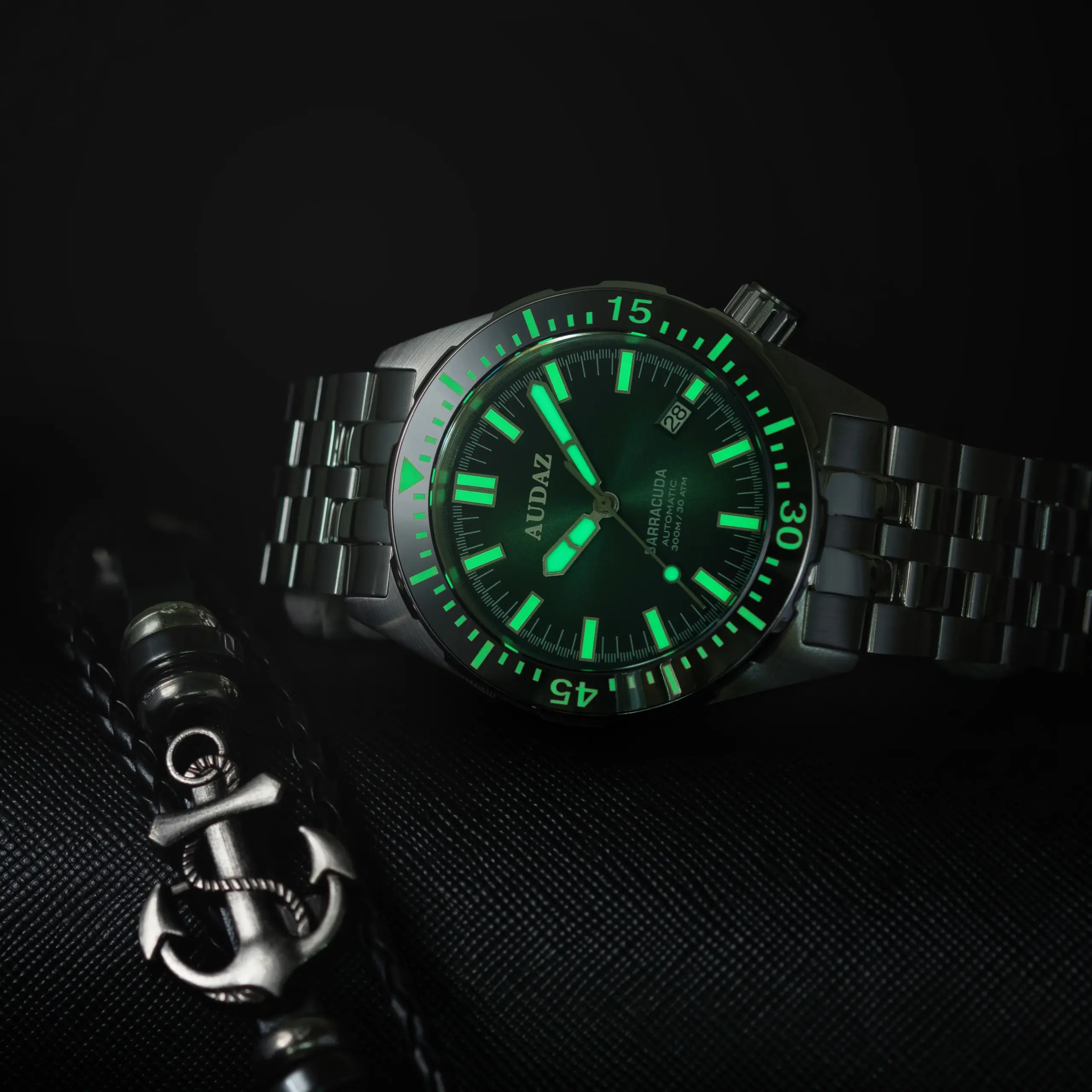 LUME1_b857a036-cfa6-4e3d-b6f6-30376955d8df_5000x Audaz luming green watch