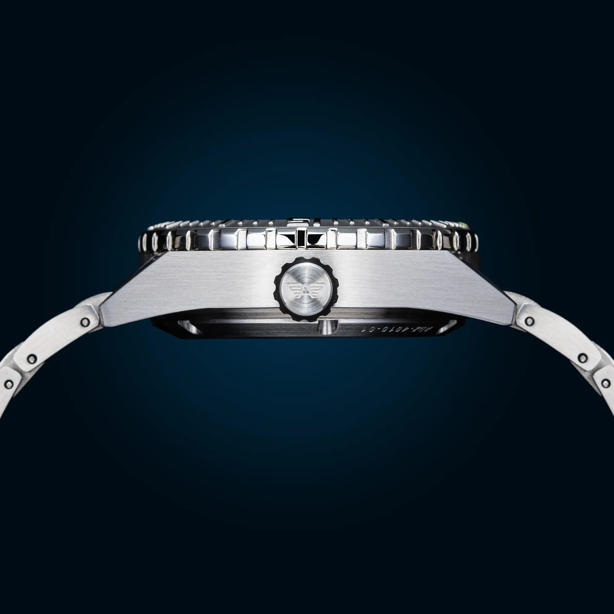 TRI-HAWKSIDEPROFILE_78fdff26-981e-401c-94a7-b1fd24d4221e_5000x